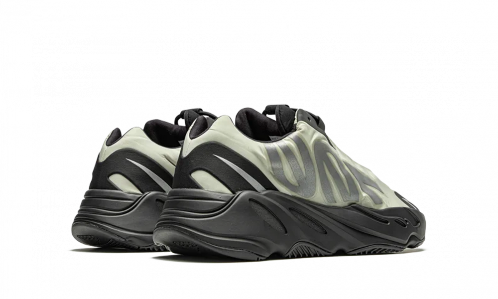 Adidas yeezy 700 grigie top e nere