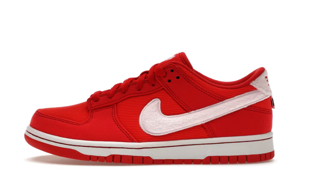 Nike Dunk Low Valentine's Day (2024)
