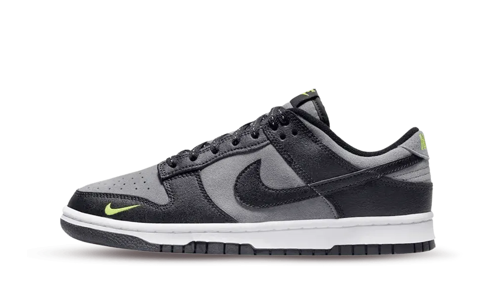Nike Dunk Low Green Strike