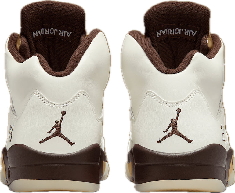 Scarpe da ginnastica bianche e marroni collezione air jordan 5