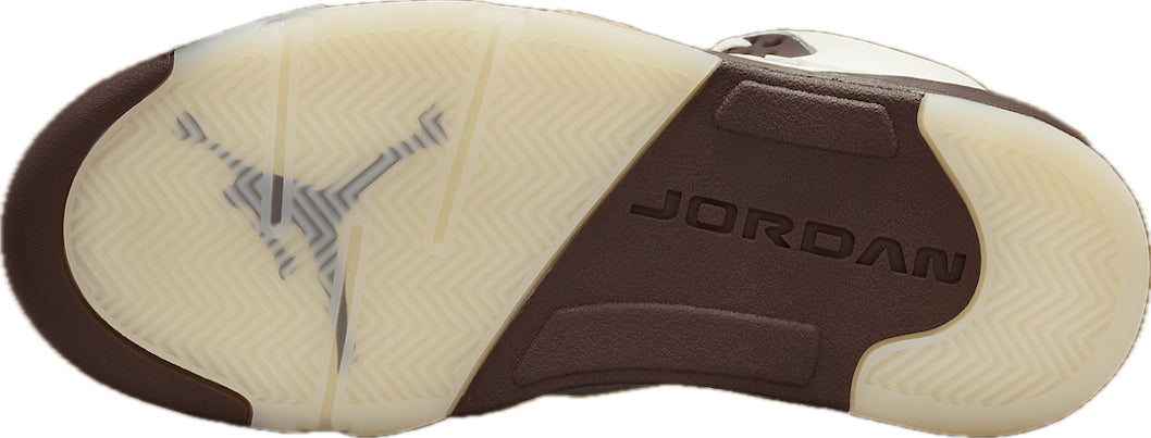 Scarpe da ginnastica bianche e marroni collezione air jordan 5