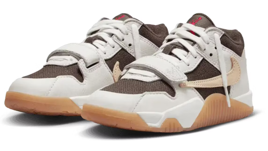 Scarpe da ginnastica bianche e marroni collezione Air Jordan 