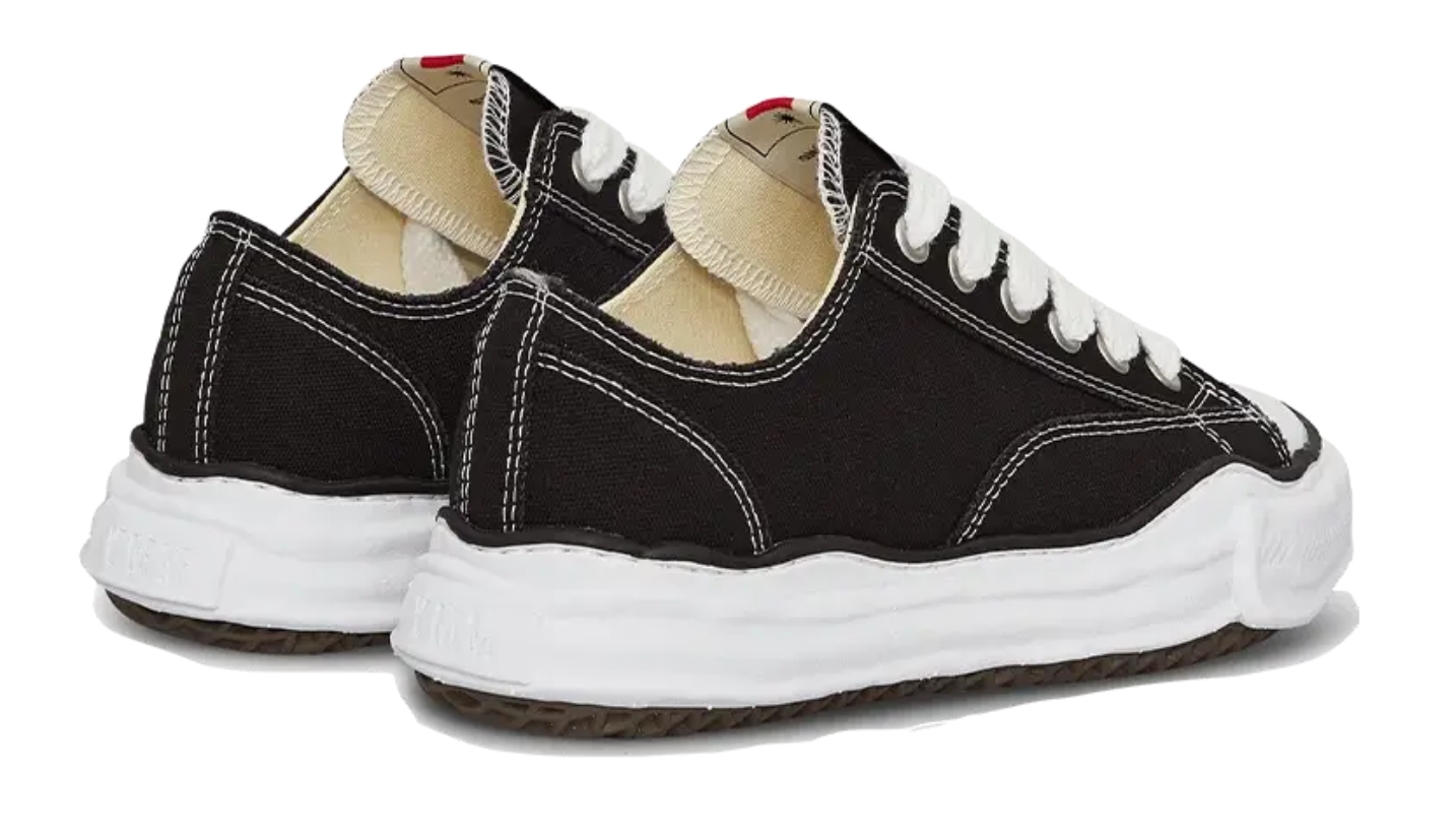 Scarpe da ginnastica nere collezione converse