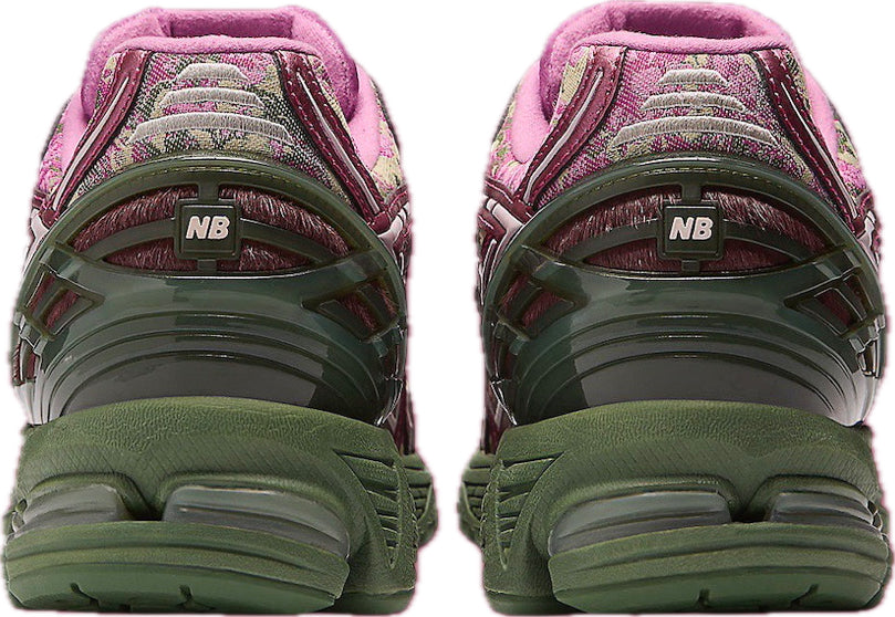 Scarpe da ginnastica rosa e verdi collezione new balance