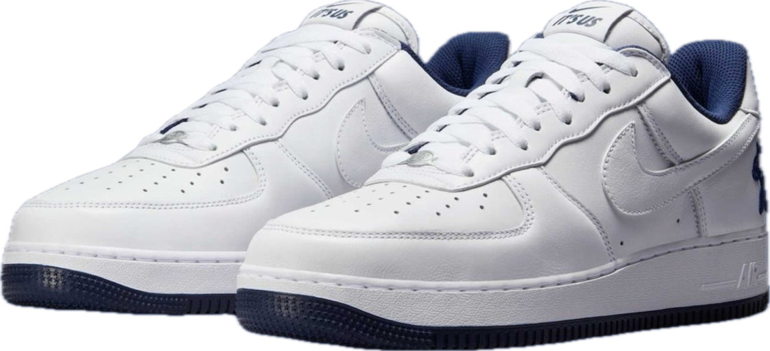 Scarpe da ginnastica bianche e blu collezione nike air force 1