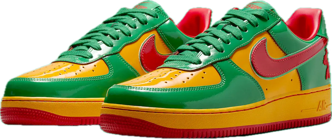 Scarpe da ginnastica gialle verdi e rosse collezione nike air force 1