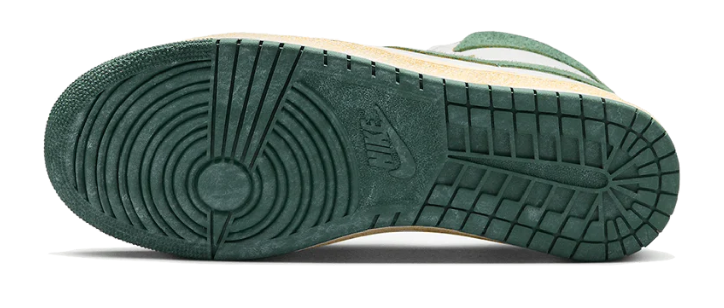 Scarpe da ginnastica bianche e verdi collezione nike