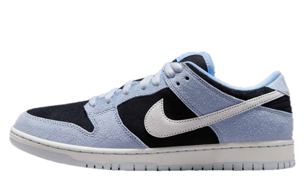 Scarpe da ginnastica nere e celesti collezione nike dunk low