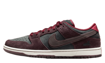 Nike SB Dunk Low Riot Skateshop