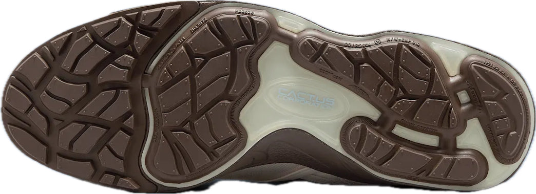 Scarpe da ginnastica marroni e celesti collezione nike