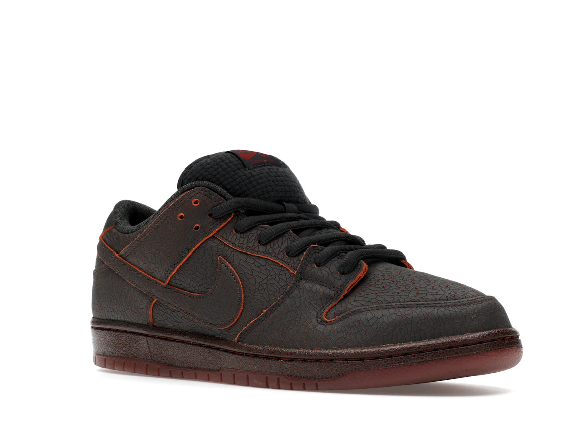 Dunk SB Low Krampus - HV1668-001