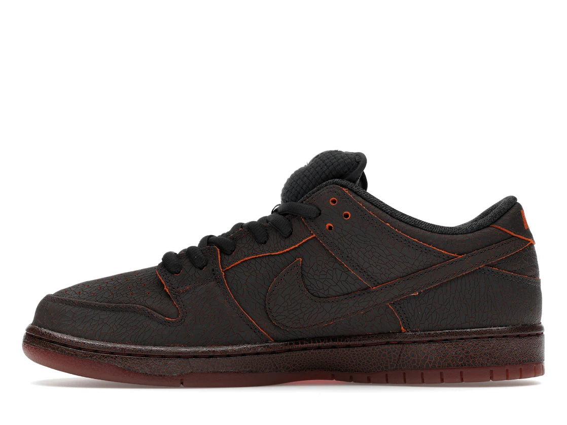 Dunk SB Low Krampus - HV1668-001