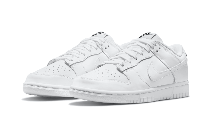 Dunk Low Triple White (2021) - Nuove e Autentiche al 100%