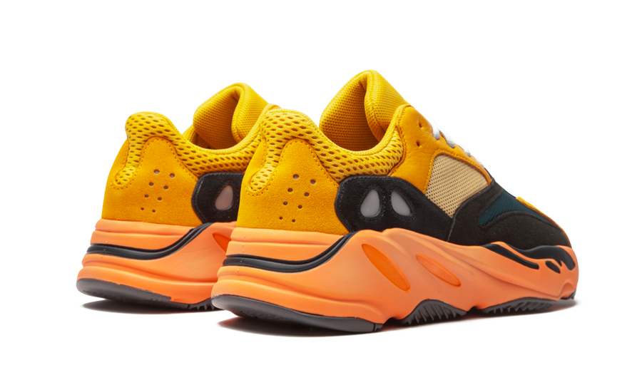 Adidas yeezy shop 700 ultimi modelli