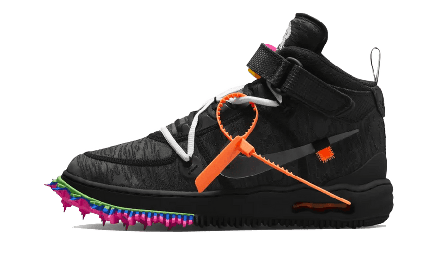 https://mistereseller.com/cdn/shop/products/nike-air-force-1-mid-off-white-black-1-1000_900x.png?v=1656489631