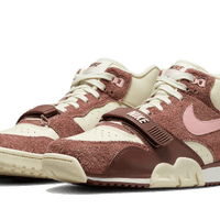 Air Trainer 1 Valentine's Day (2023)