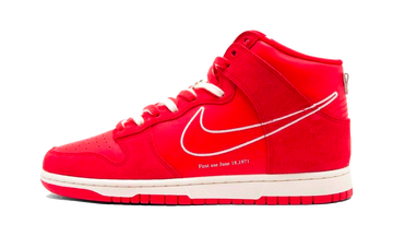 Dunk High First Use University Red