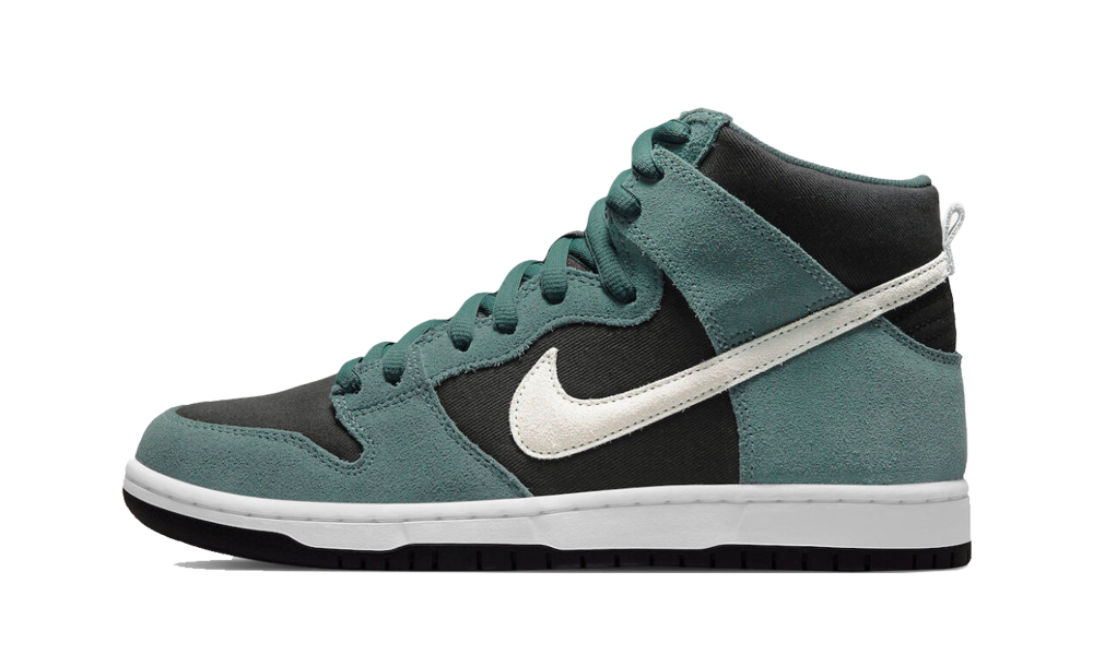 SB Dunk High Green Suede