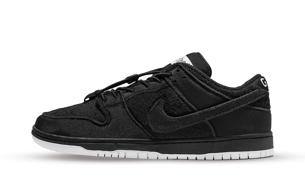 SB Dunk Low Gnarhunters