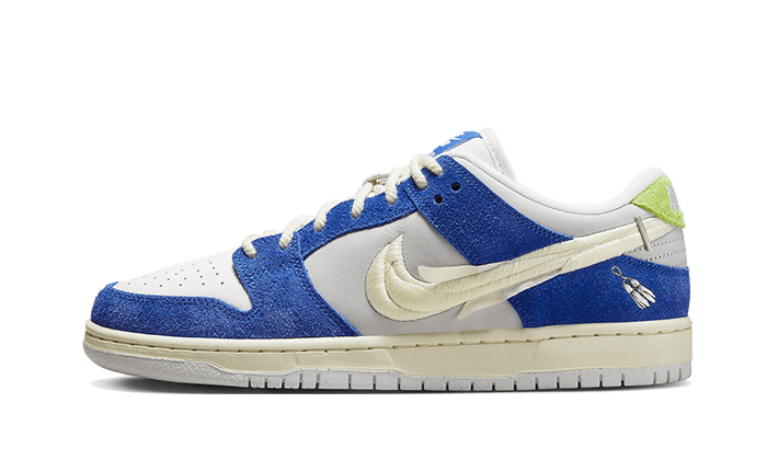 SB Dunk Low Pro Fly Streetwear