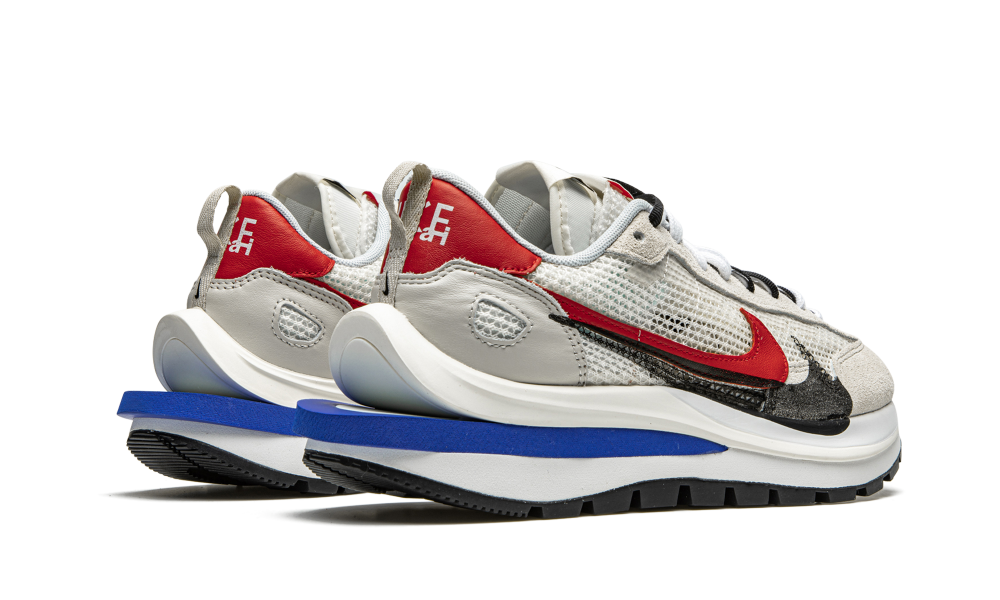 Vaporwaffle Sacai Sport Fuchsia Game Royal - Nuove e Autentiche al 100%